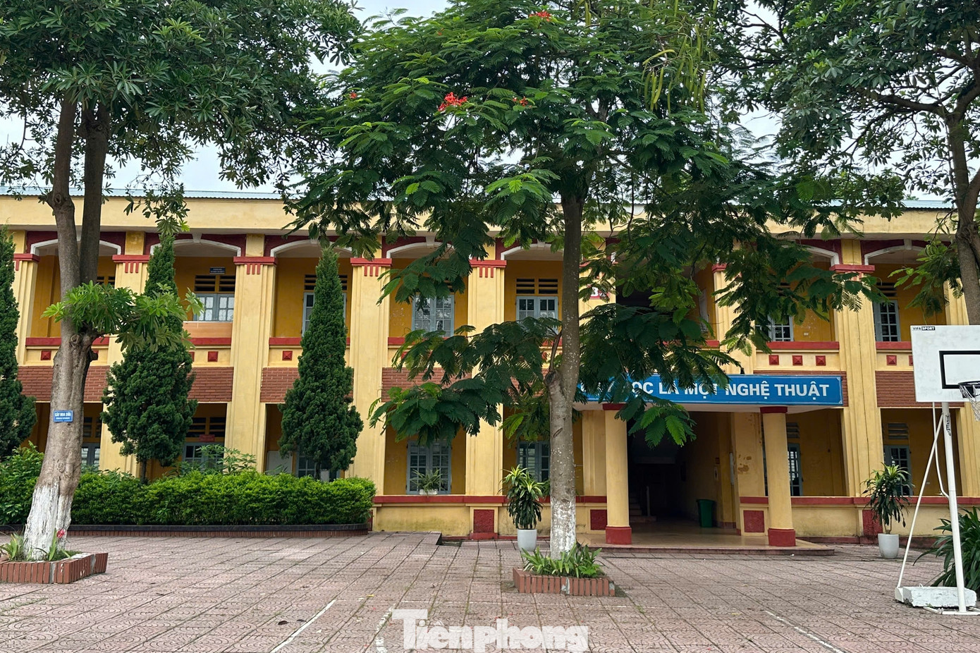 Trường THPT Kỹ Thuật Việt Trì chú trọng đảm bảo an toàn trường học. Ảnh: Hiền Mai. Trường THPT Kỹ Thuật Việt Trì chú trọng đảm bảo an toàn trường học. Ảnh: Hiền Mai.