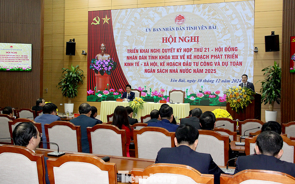UBND tỉnh Yên Bái tổ chức Hội nghị triển khai nghị quyết Kế hoạch phát triển kinh tế - xã hội, Kế hoạch đầu tư công và dự toán ngân sách Nhà nước năm 2025.