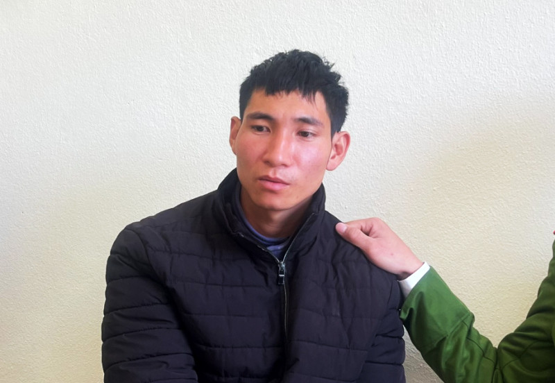 Đối tượng Phạm Văn Kiên tại cơ quan Công an. Ảnh CACC.