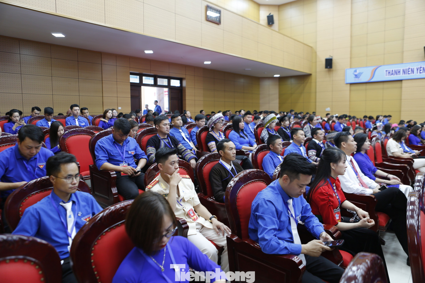 Sáng 23/10, 218 đại biểu đại diện cho hơn 185.000 đoàn viên thanh niên trên địa bàn tỉnh Yên Bái tham dự phiên trọng thể Đại hội Hội LHTN Việt Nam tỉnh khóa VI, nhiệm kỳ 2024 - 2029.