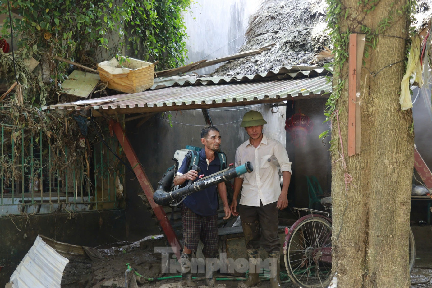 Đơn vị đã huy động 95 đội với 542 thành viên. Đồng thời huy động thêm 417 cán bộ Y tế cùng người dân tham gia khắc phục hậu quả của thiên tai trên địa bàn tỉnh.