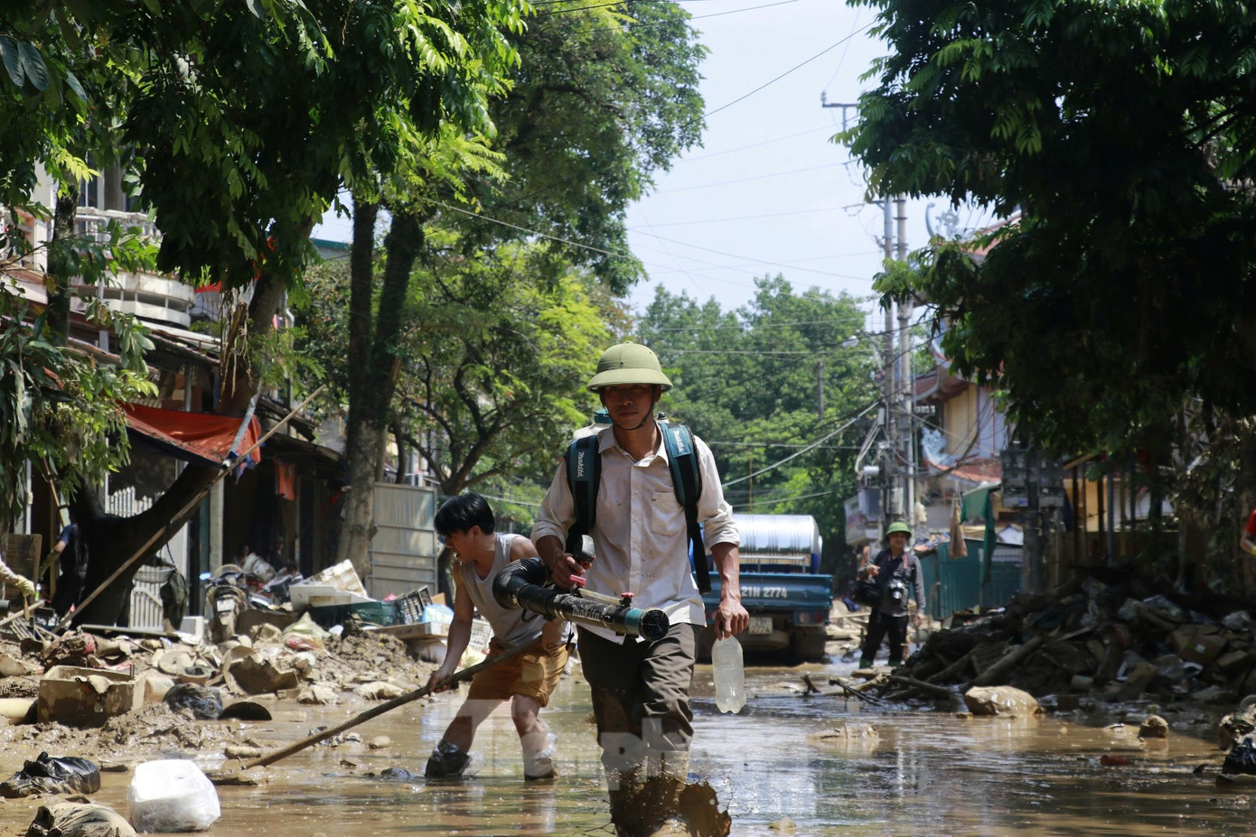 Đơn vị đã huy động 95 đội với 542 thành viên. Đồng thời huy động thêm 417 cán bộ Y tế cùng người dân tham gia khắc phục hậu quả của thiên tai trên địa bàn tỉnh.