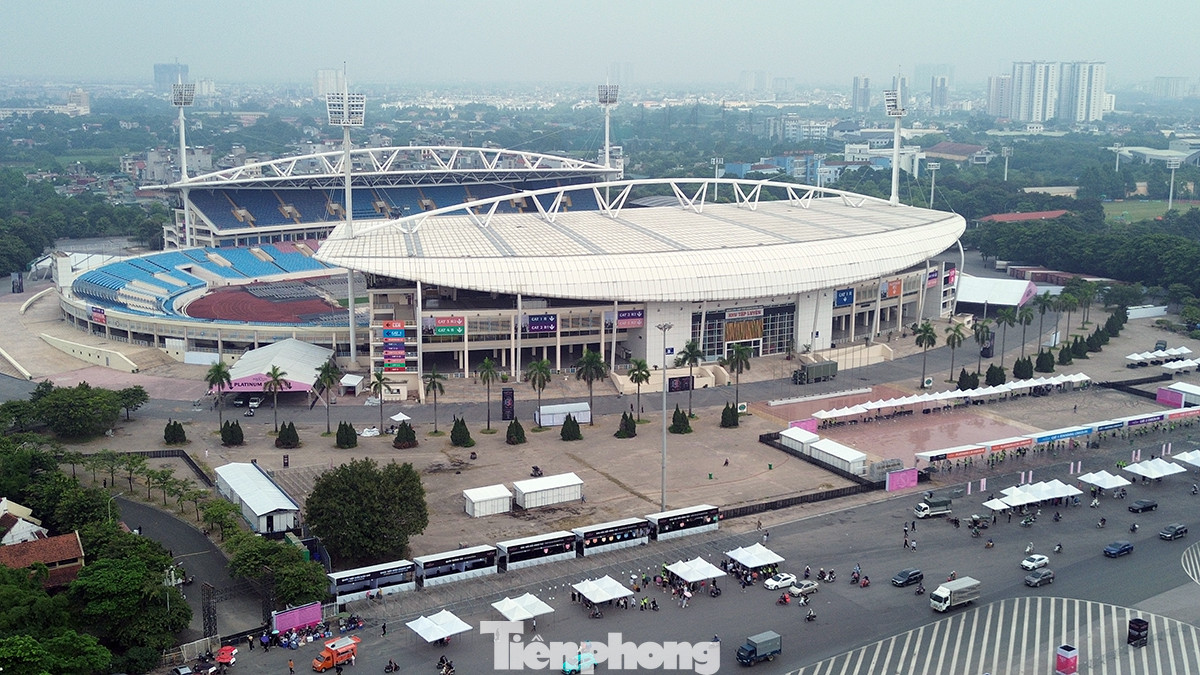 Sân Mỹ Đình nhìn từ trên cao trước đêm diễn âm nhạc mang tính lịch sử.