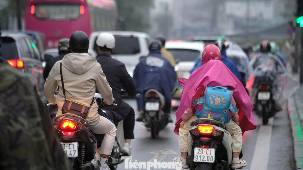 Thời tiết nồm ẩm sẽ diễn ra phổ biến ở khu vực miền Bắc đặc biệt là Hà Nội từ tháng 2 đến tháng 4 hằng năm.