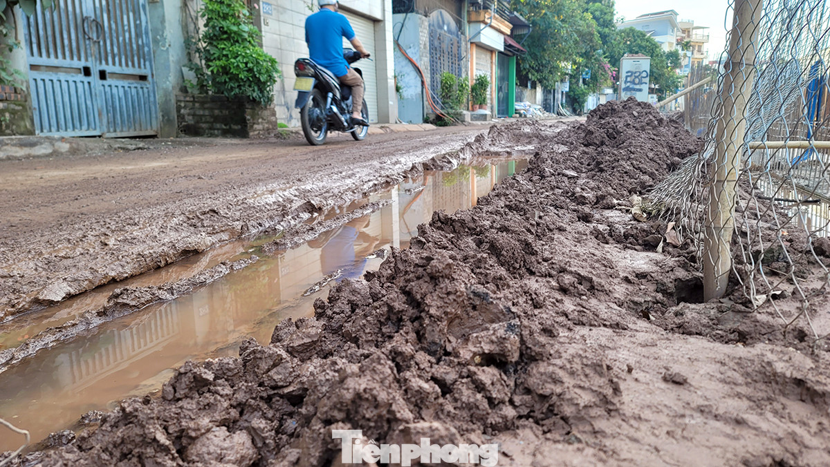 Tuy nhiên, dự án đến nay đã quá thời gian dự kiến hoàn thành hạng mục nêu trên, gây ảnh hưởng đến công tác phòng, chống thiên tai trong mùa mưa lũ 2023. Tuy nhiên, dự án đến nay đã quá thời gian dự kiến hoàn thành hạng mục nêu trên, gây ảnh hưởng đến công tác phòng, chống thiên tai trong mùa mưa lũ 2023.