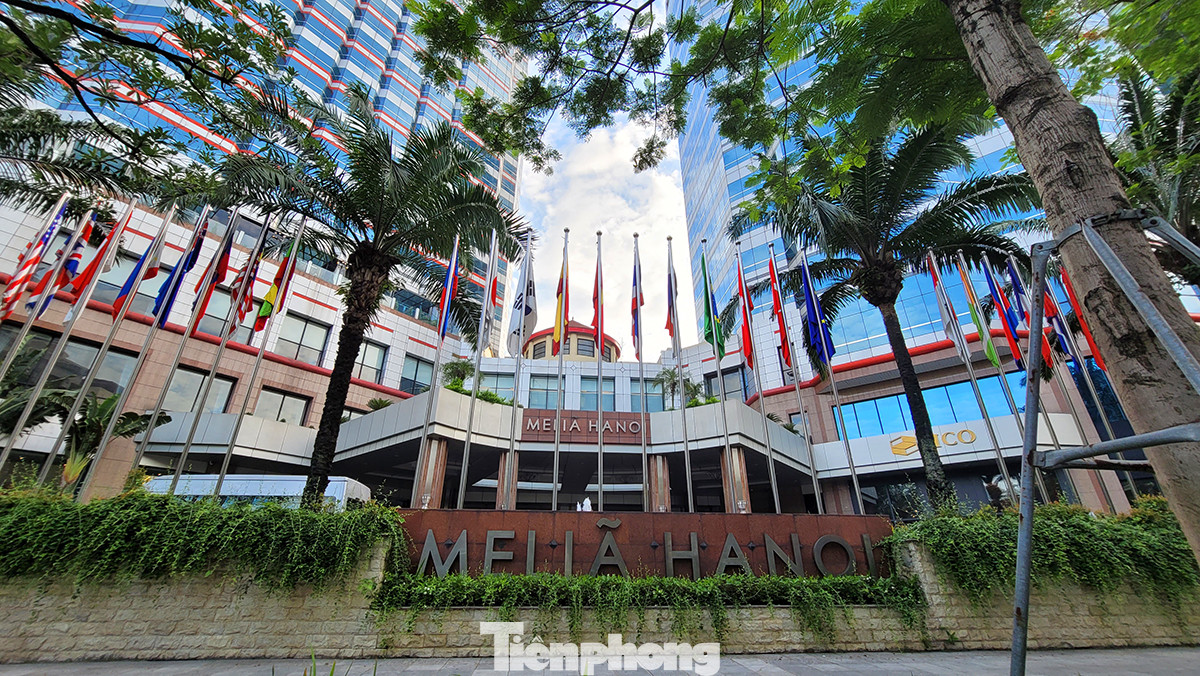 Khách sạn Melia Hà Nội là một trong những khách sạn 5 sao đầu tiên ở Thủ đô.