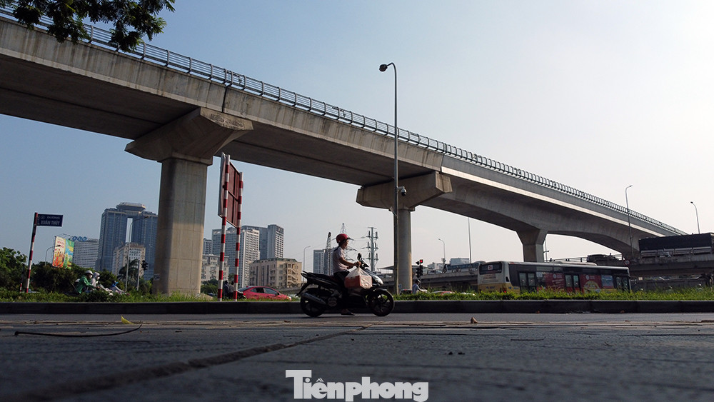 Theo đó, điều chỉnh thời gian thực hiện dự án Tuyến đường sắt đô thị số 3, đoạn Nhổn - ga Hà Nội từ năm 2009 - 2027.