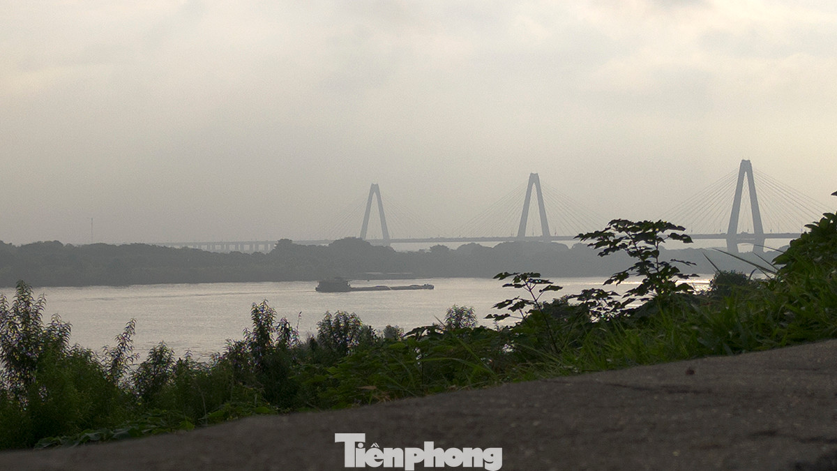 Đồng thời giúp giảm áp lực giao thông cho nhiều cây cầu khác đặc biệt là cầu Thăng Long, cũng như rút ngắn thời gian di chuyển.