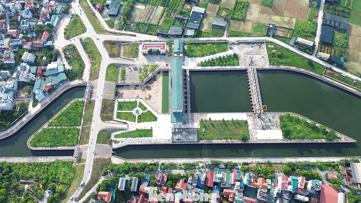 Mới đây, HĐND TP Hà Nội đã tổ chức phiên chất vấn, trả lời chất vấn về việc thực hiện cam kết, lời hứa của UBND TP Hà Nội, các sở, ngành và chính quyền các địa phương. Mới đây, HĐND TP Hà Nội đã tổ chức phiên chất vấn, trả lời chất vấn về việc thực hiện cam kết, lời hứa của UBND TP Hà Nội, các sở, ngành và chính quyền các địa phương.