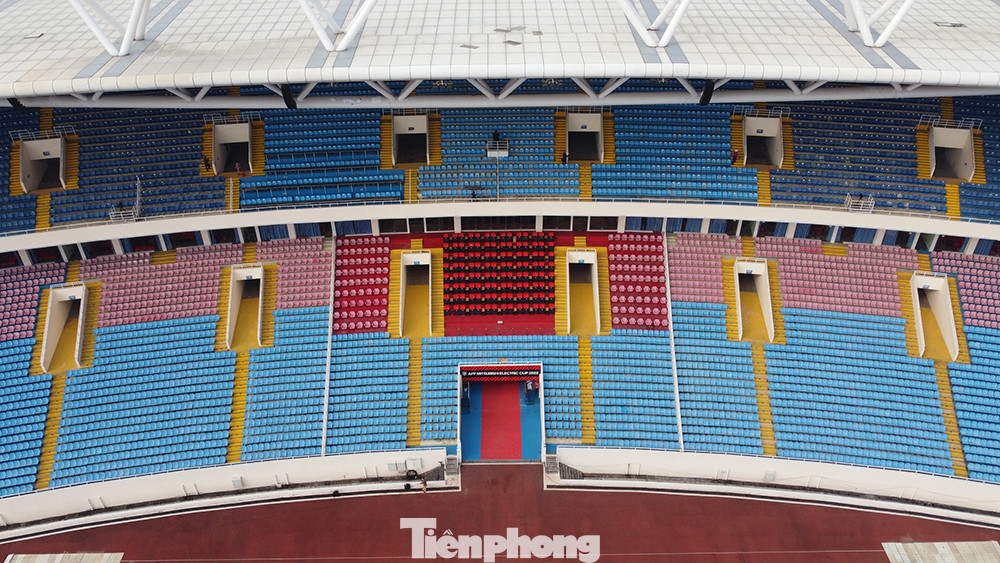 Tất cả các ghế ngồi đã được tổng vệ sinh trong mấy ngày vừa qua.