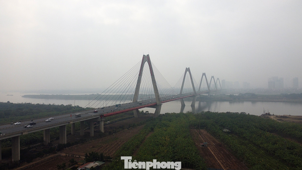 Theo Trung tâm Dự báo Khí tượng Thủy văn TƯ, từ đêm nay (1/2), miền Bắc chuyển mưa nhỏ, mưa phùn và sương mù, đợt rét hanh nhiều ngày qua chấm dứt. Tây Nguyên, Nam Trung Bộ có mưa rào và dông rải rác. Nam Bộ mưa dông cục bộ vài nơi.