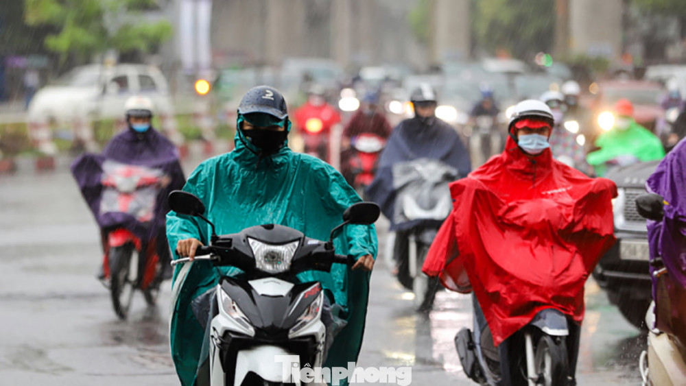 Theo dự báo, ngày 20/1 (tức 29 tháng Chạp), các tỉnh miền bắc tiếp tục chịu ảnh hưởng của gió mùa Đông Bắc mạnh, sau đó không khí lạnh liên tục được bổ sung.