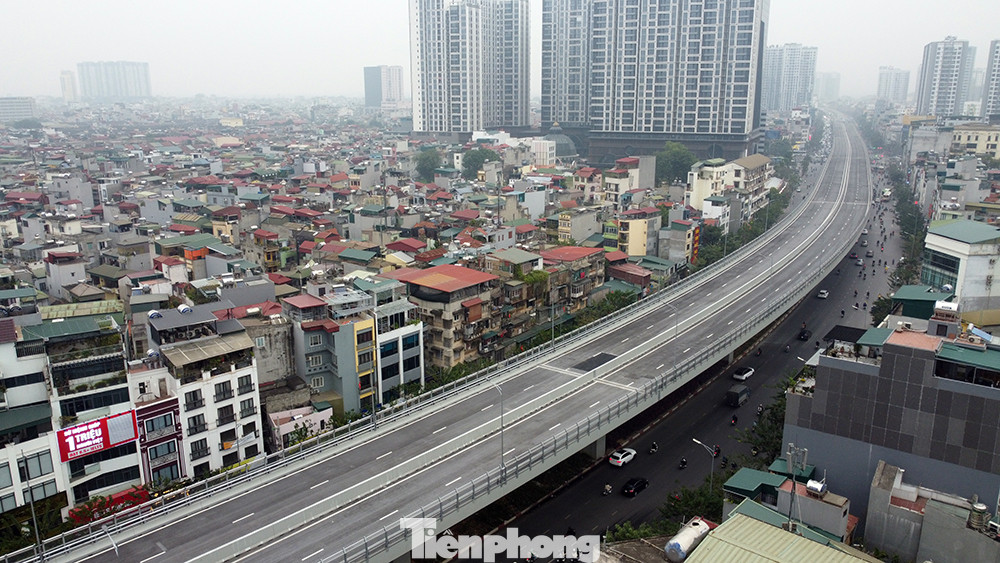 Mục tiêu của Sở GTVT Hà Nội và các cơ quan chuyên môn đối với dự án này là làm sao đường trên cao đường Vành đai 2 trên cao thông xe nhưng Ngã Tư Vọng, Ngã Tư Sở không bị ùn ứ phương tiện, gây phát sinh các điểm đen ùn tắc mới.