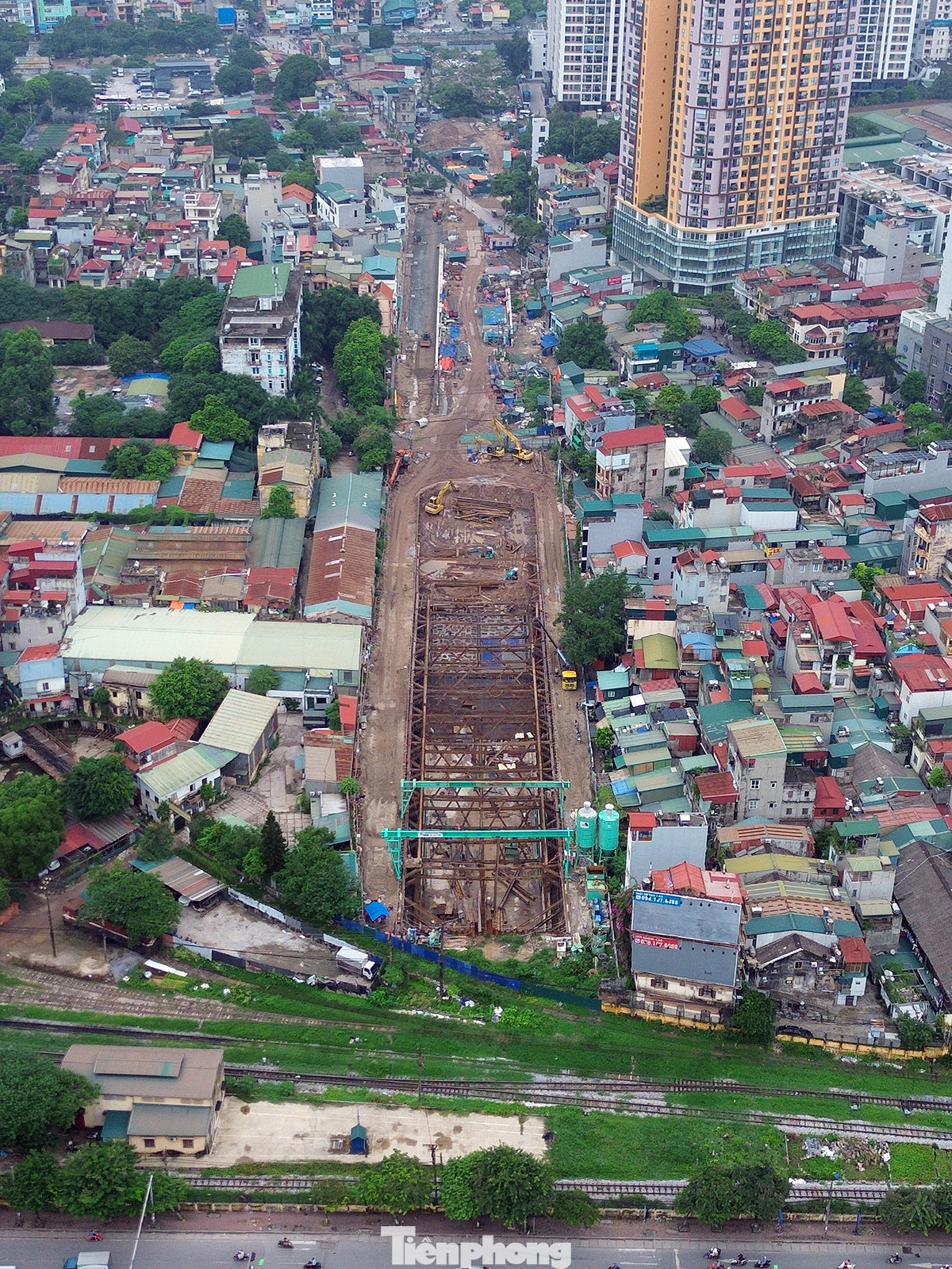 Chính quyền TP. Hà Nội yêu cầu quản lý, thực hiện dự án theo đúng quy định của Nhà nước, triển khai thi công đúng tiến độ và đảm bảo chất lượng, đạt yêu cầu về kỹ thuật, chất lượng.