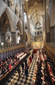 Bên trong Westminster Abbey. Ảnh: Reuters