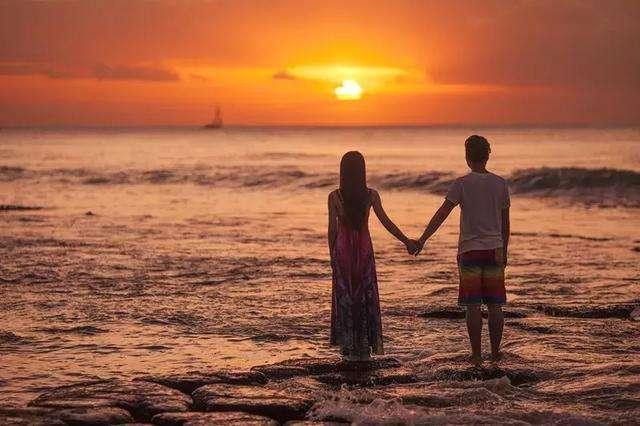 Một số người nói rằng tình yêu là một sự hy sinh không ngừng, và một số người nói rằng tình yêu là một loại viên mãn. Nhưng có ai nói rằng tình yêu cũng là một nhu cầu? Một số người nói rằng tình yêu là một sự hy sinh không ngừng, và một số người nói rằng tình yêu là một loại viên mãn. Nhưng có ai nói rằng tình yêu cũng là một nhu cầu?