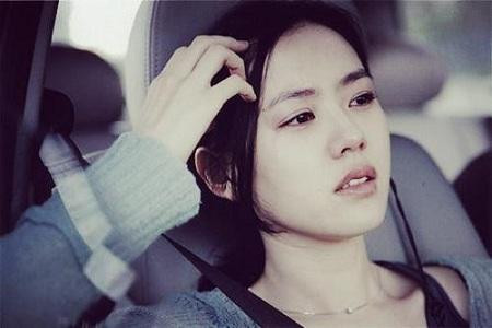 Bạn phải học cách nói "Không sao đâu" thay vì "Tôi không thể". Bạn có ngã cũng không sao nhưng có thể chạy xa hơn khi đứng lên..."Nếu bạn khóc vì bạn nhớ mặt trời, thì bạn cũng sẽ nhớ các vì sao".