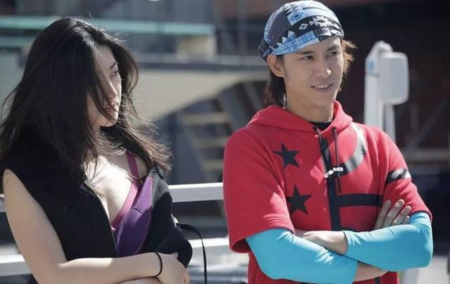 Lần đầu tiên Chu Châu xuất hiện trong một chương trình thực tế, kết hợp với Trần Sở Hà để thực hiện nhiệm vụ. Nhưng ban đầu, cả hai có vẻ không hòa hợp với nhau. Trần Sở Hà muốn giành chiến thắng, nhưng anh không thích sự vụng về của Chu Châu và nhiều lần còn bày tỏ điều này khi không thể khống chế được cảm xúc của mình. Lần đầu tiên Chu Châu xuất hiện trong một chương trình thực tế, kết hợp với Trần Sở Hà để thực hiện nhiệm vụ. Nhưng ban đầu, cả hai có vẻ không hòa hợp với nhau. Trần Sở Hà muốn giành chiến thắng, nhưng anh không thích sự vụng về của Chu Châu và nhiều lần còn bày tỏ điều này khi không thể khống chế được cảm xúc của mình.