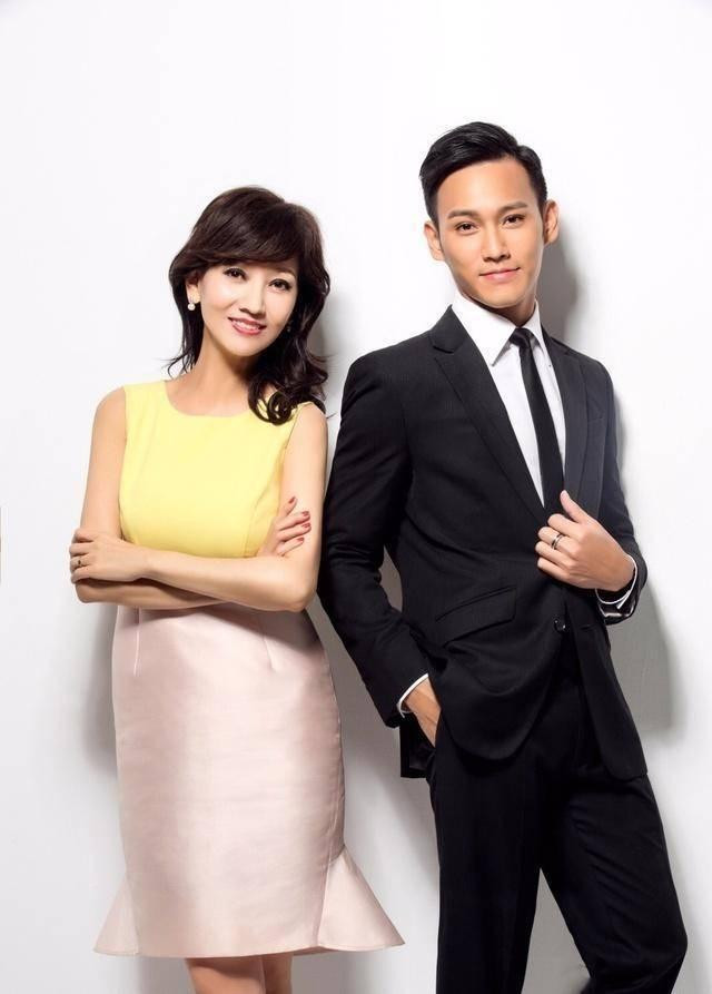 Hoàng Khải Kiệt cùng mẹ Triệu Nhã Chi.