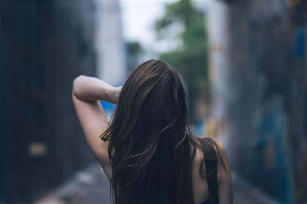 Làm thế nào bạn có thể biết bạn bị thu hút bởi phần nào của bên kia? Thực ra nó rất đơn giản, hãy tự hỏi bản thân, khi những đặc điểm và tài sản của người kia không còn, liệu bạn có còn bị thu hút bởi anh ta không?