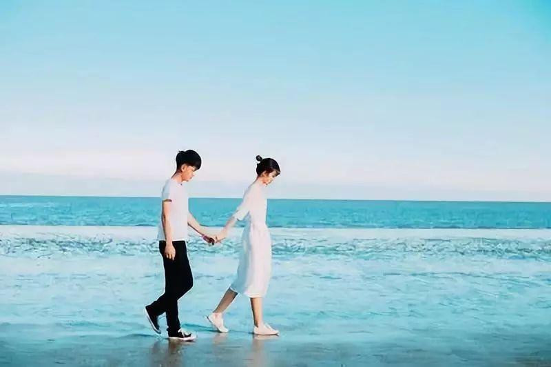 Sự hấp dẫn lẫn nhau giữa các cặp đôi có thể còn ở cảm xúc, cho phép cả hai bên cảm thấy rằng họ quan trọng trong cuộc sống của nhau. Mối quan hệ như vậy là tương đối an toàn. Sự hấp dẫn lẫn nhau giữa các cặp đôi có thể còn ở cảm xúc, cho phép cả hai bên cảm thấy rằng họ quan trọng trong cuộc sống của nhau. Mối quan hệ như vậy là tương đối an toàn.