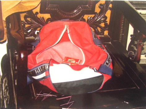 Chiếc ba lô tang vật