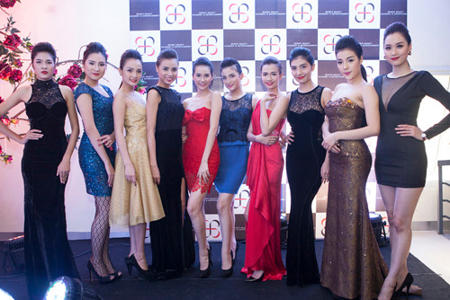 Kỷ niệm 20 năm bước chân vào làng người mẫu, cặp song sinh Thúy Hằng - Thúy Hạnh đã bất ngờ tách riêng và mở công ty đào tạo, giải trí của chính mình mang tên BB Plus. Á Hậu Dương Tú Anh Hoa hậu đông nam Á Phan Hoàng Thư Top 15 hoa hậu châu Á Thái Bình Dương Trương Tùng Lan Top 5 miss Ngoisao Hằng Kool Top 5 miss Ngoisao Đỗ Kiều Oanh Với tâm huyết qua 20 năm, với lòng yêu nghề và đầy nhiệt huyết của hai chị em cùng các cộng sự BB Plus đã chính thức ra đời, hoạt động với thương hiệu BB Academy & Entertaiment với hai mảng là đào tạo và cung cấp các dịch vụ giải trí. Vợ chồng diễn viên Minh Tiệp MC Tuấn Tú Sự có mặt của các mẫu nhí - Lớp học baby Pro