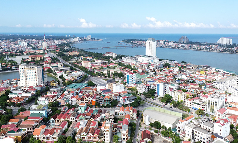 TP. Đồng Hới hiện nay sẽ là trung tâm hành chính của tỉnh Quảng Trị trong tương lai.