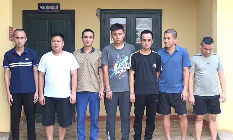 Những đối tượng cộm cán trong đường dây đánh bạc vừa bị phá. Những đối tượng cộm cán trong đường dây đánh bạc vừa bị phá.