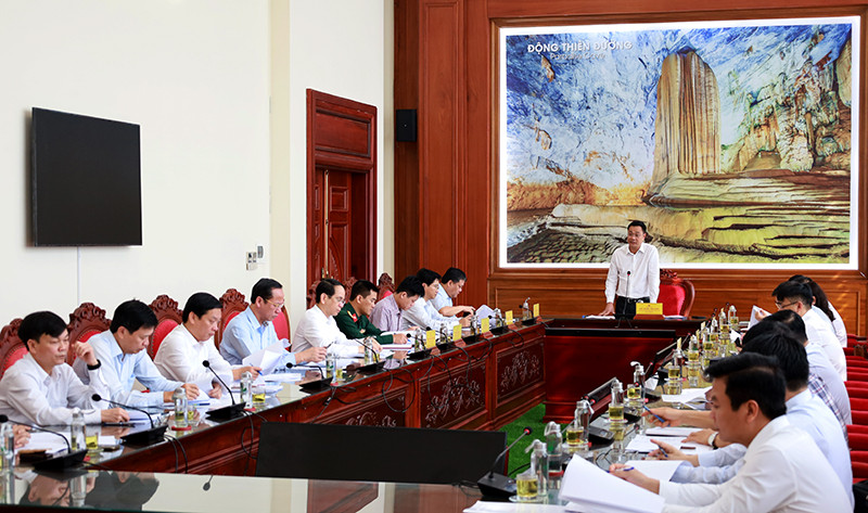 Toàn cảnh phiên họp lần thứ 3 của Ban chỉ đạo tỉnh Quảng Bình. Toàn cảnh phiên họp lần thứ 3 của Ban chỉ đạo tỉnh Quảng Bình.