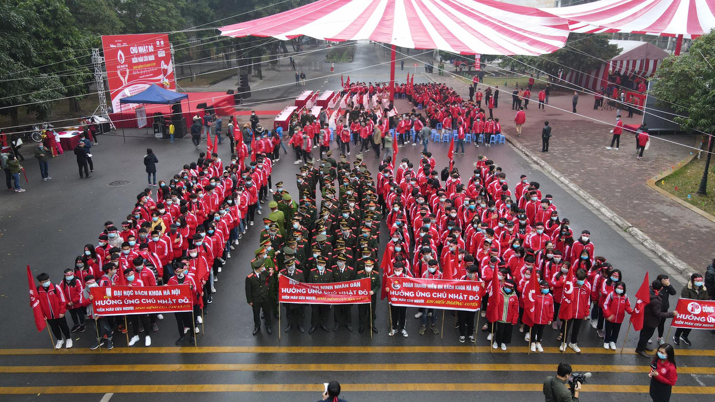 Giọt máu ấm giữa ngày đông lạnh ảnh 97