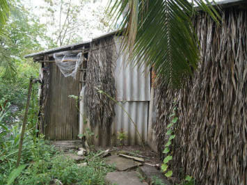 Căn phòng trọ nơi nạn nhân và hung thủ sinh sống