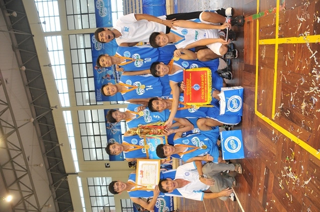 Miền Tây thắng lớn ảnh 9