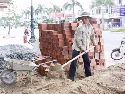 Không nhiều công trình nhỏ ở Đà Nẵng còn cát để xây dựng 
