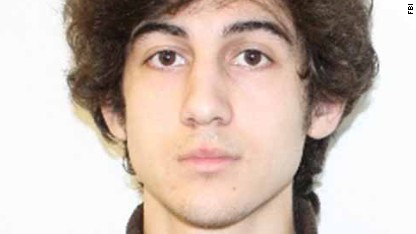 Nghi phạm 19 tuổi đang chạy trốn. Ảnh: CNN. Nghi phạm 19 tuổi đang chạy trốn. Ảnh: CNN