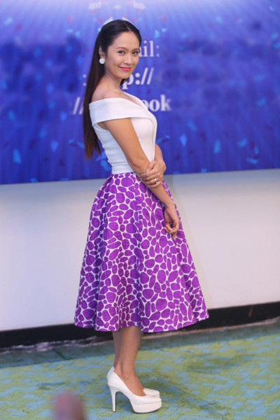 So với cách đây 3 năm, Thanh Thúy gần như 'lột xác' về phong cách thời trang. Cô chăm chút kỹ lưỡng về hình ảnh trong mỗi lần xuất hiện tại các event. Nhờ vậy, bà xã Đức Thịnh trông luôn tươi trẻ, xinh đẹp.