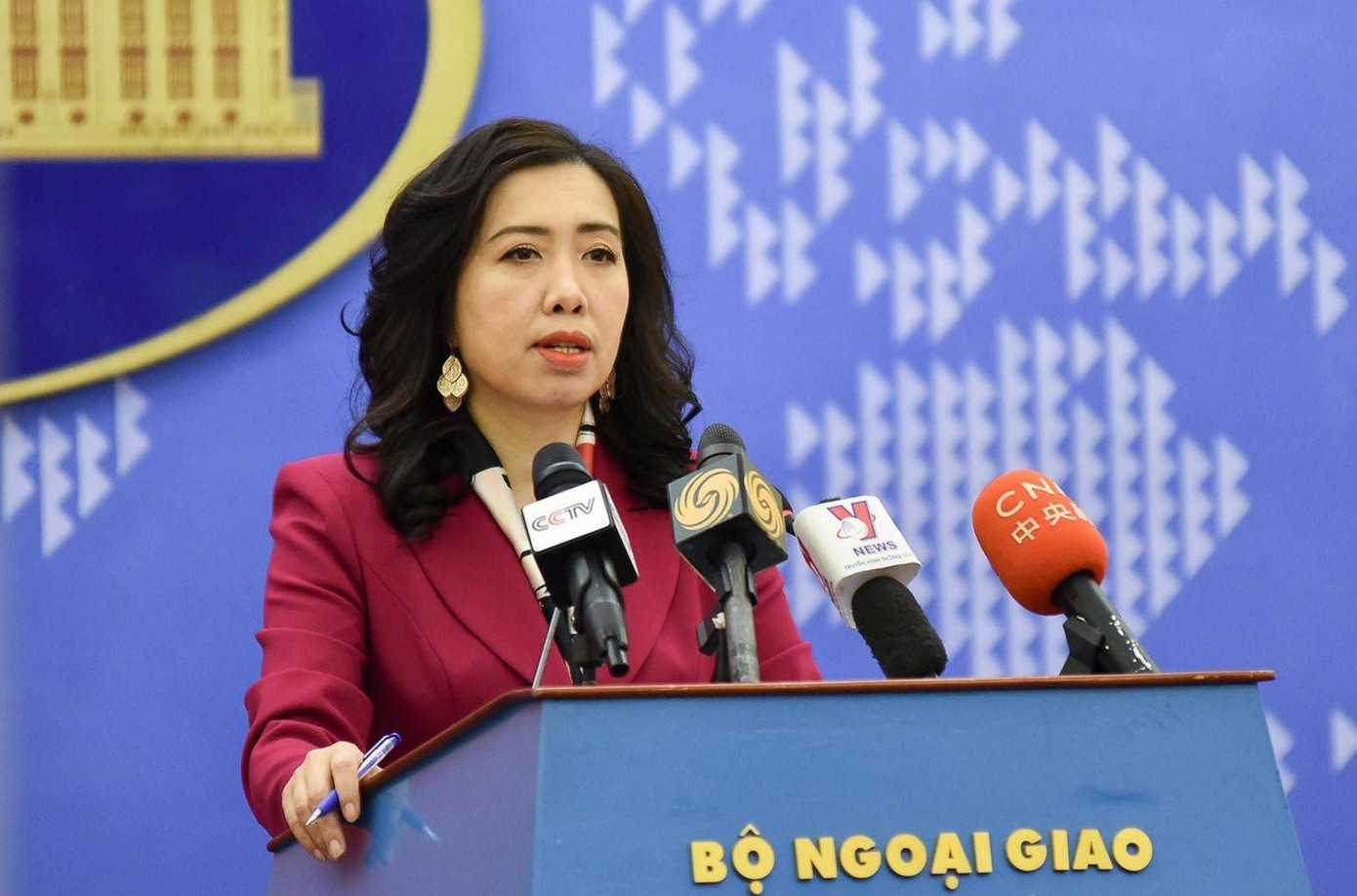 Bà Lê Thị Thu Hằng - Người phát ngôn Bộ Ngoại giao Việt Nam (ảnh: Minh Nhật). Bà Lê Thị Thu Hằng - Người phát ngôn Bộ Ngoại giao Việt Nam (ảnh: Minh Nhật).