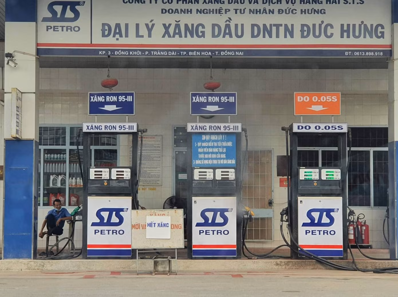 Một trạm xăng trên đường Đồng Khởi, TP Biên Hòa hết xăng để bán.
