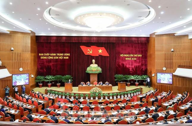 Ông Nguyễn Thành Phong, Bùi Nhật Quang, Huỳnh Tấn Việt thôi tham gia Ban Chấp hành Trung ương khóa XIII (Ảnh: Như Ý).