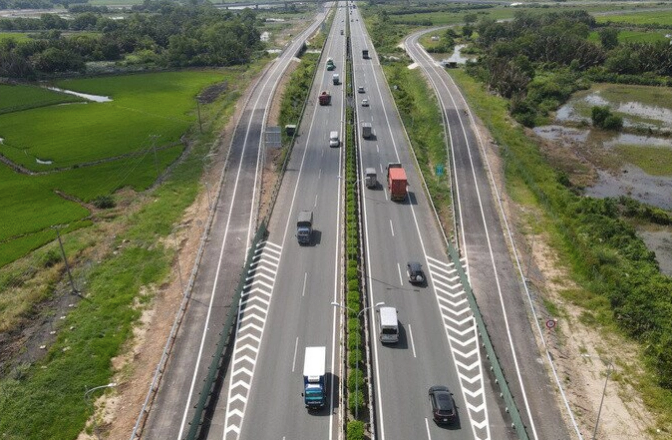 Cao tốc Châu Đốc - Cần Thơ - Sóc Trăng dài 188 km đi qua 4 tỉnh thành là An Giang, Cần Thơ, Hậu Giang, Sóc Trăng (Ảnh minh họa). Cao tốc Châu Đốc - Cần Thơ - Sóc Trăng dài 188 km đi qua 4 tỉnh thành là An Giang, Cần Thơ, Hậu Giang, Sóc Trăng (Ảnh minh họa).