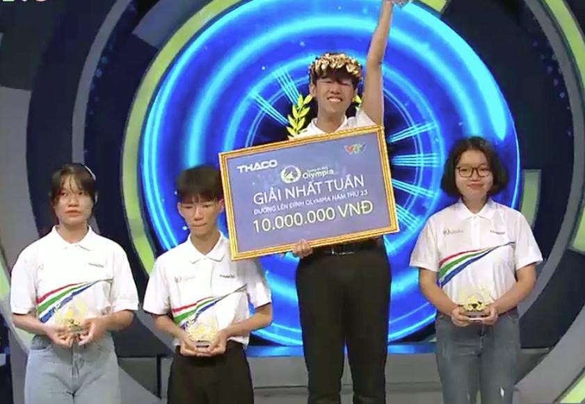 Quang Huy giành chiến thắng trận tuần 2 tháng 2 quý I Đường lên đỉnh Olympia 23