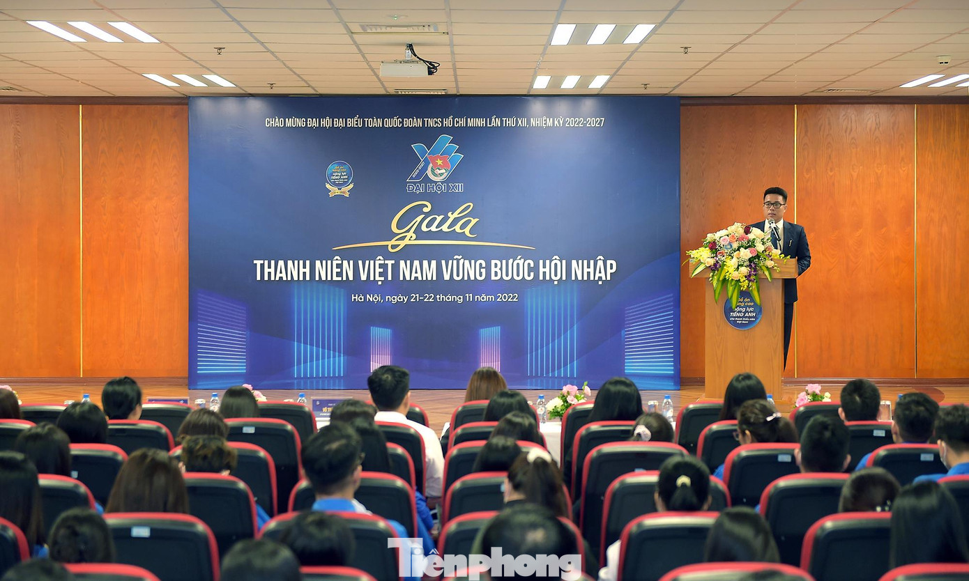 Diễn giả trao đổi tại Diễn đàn. Ảnh: Xuân Tùng
