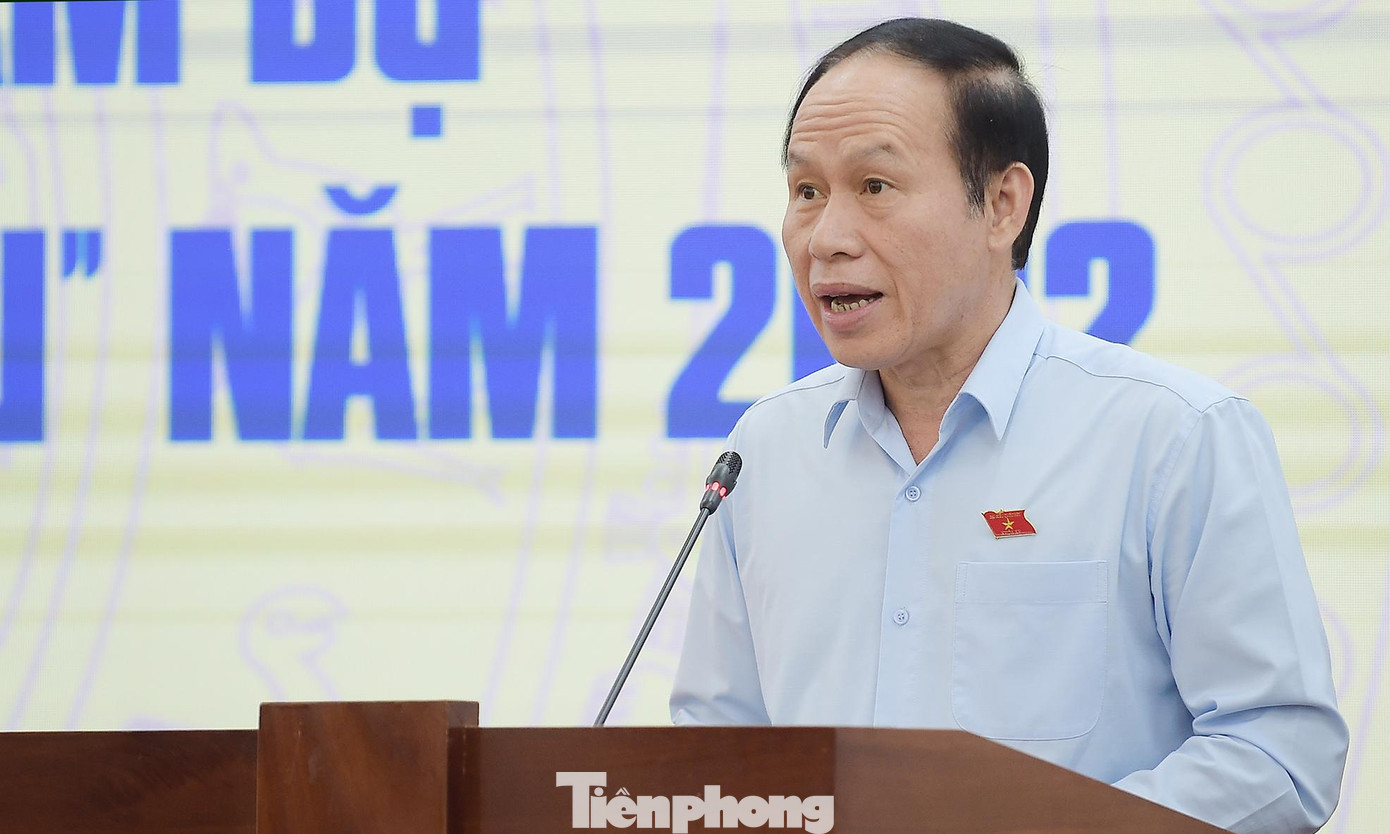 Ông Lê Tiến Châu phát biểu tại buổi gặp mặt. Ảnh: Xuân Tùng