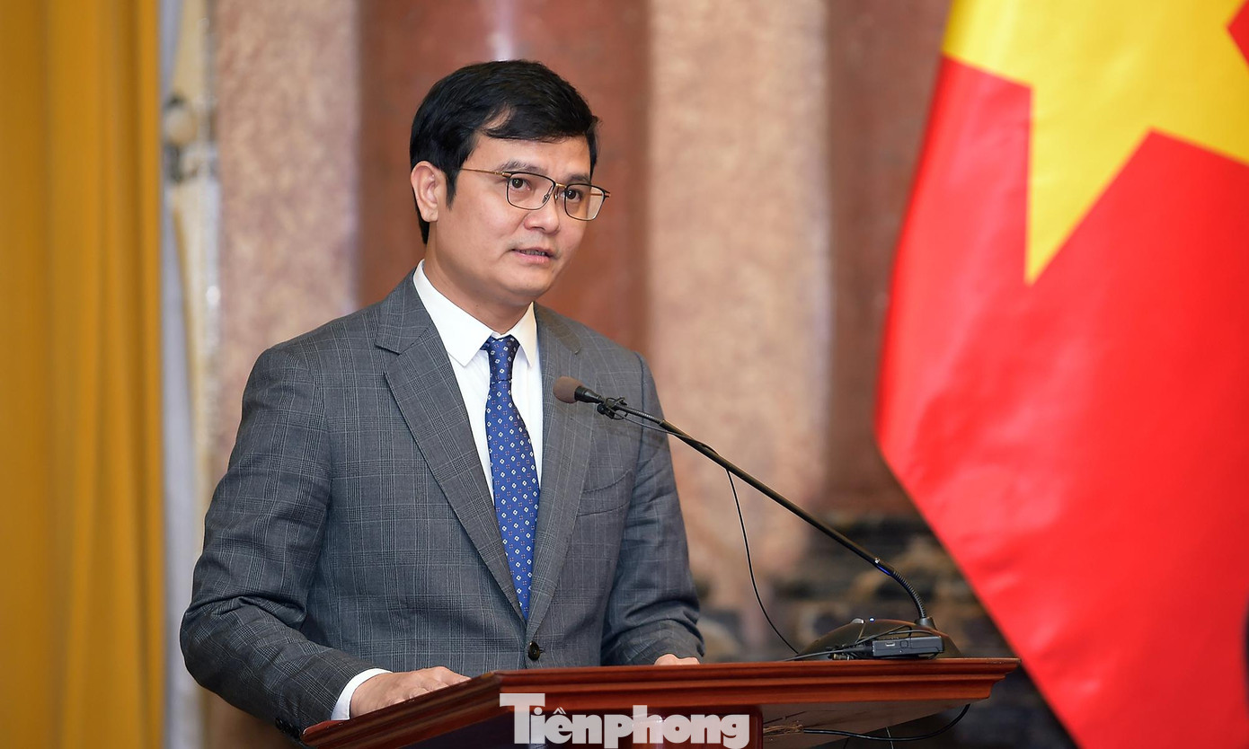 Anh Bùi Quang Huy - Bí thư thứ nhất T.Ư Đoàn phát biểu đáp từ tại chương trình. Ảnh: Xuân Tùng Anh Bùi Quang Huy - Bí thư thứ nhất T.Ư Đoàn phát biểu đáp từ tại chương trình. Ảnh: Xuân Tùng