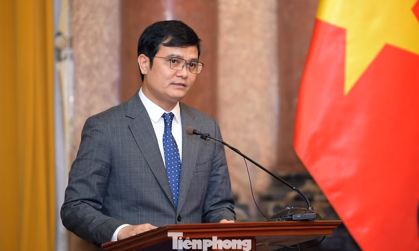 Anh Bùi Quang Huy - Bí thư thứ nhất T.Ư Đoàn phát biểu đáp từ tại chương trình. Ảnh: Xuân Tùng