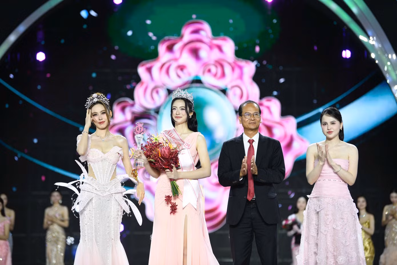 Á hậu 2 Hoa hậu Việt Nam 2024 Nguyễn Thị Vân Nhi.