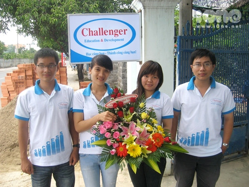 Những thành viên sáng lập dự án (từ trái qua : Đức Mẫn – Kim Phương – Thanh Giang – Tùng Lâm)