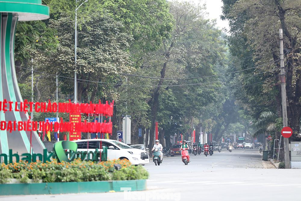 Trên đường Ngô Quyền sáng 30/4