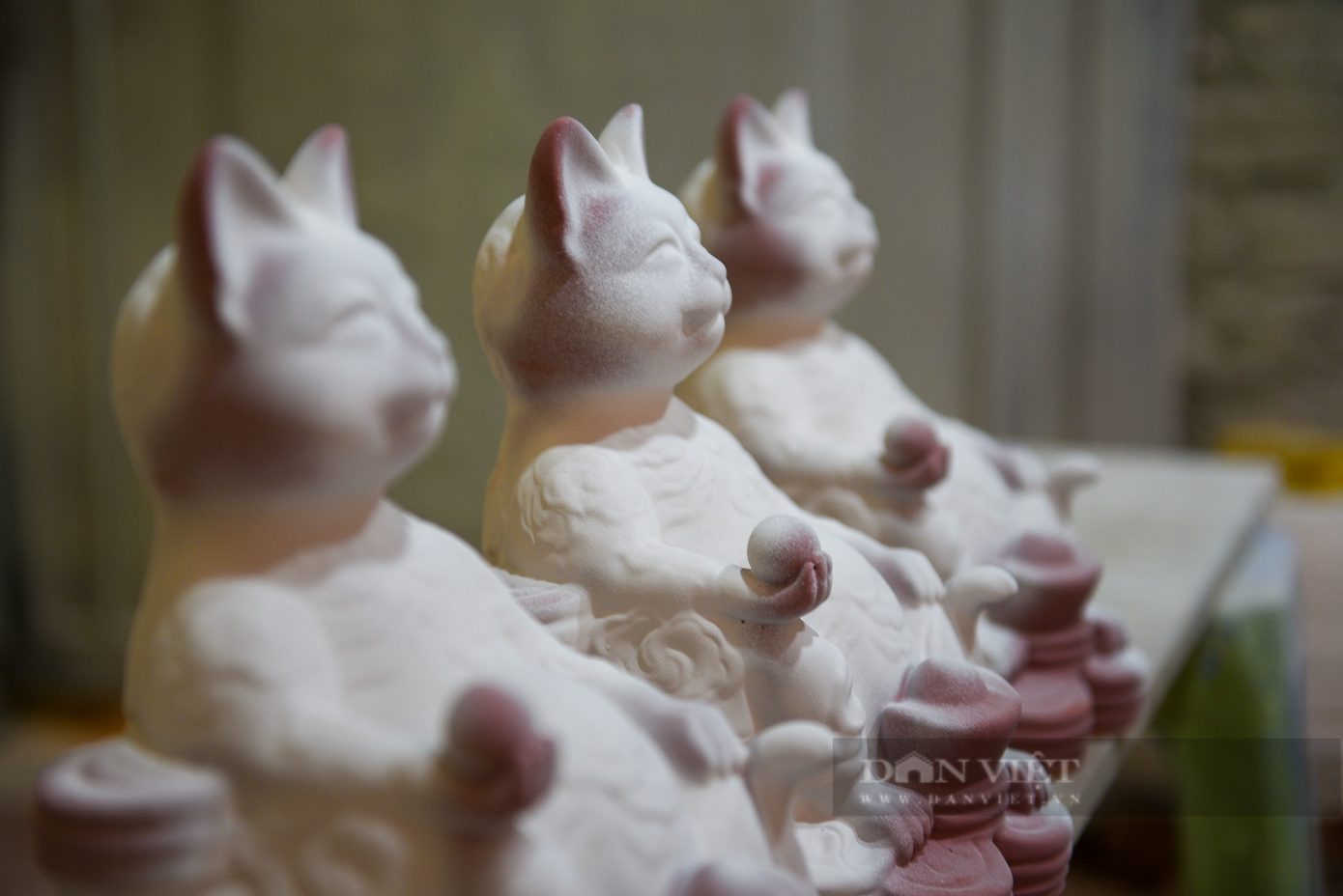 Những sản phẩm này sẽ được nung ở nhiệt độ 1.200 độ C. Những sản phẩm này sẽ được nung ở nhiệt độ 1.200 độ C.