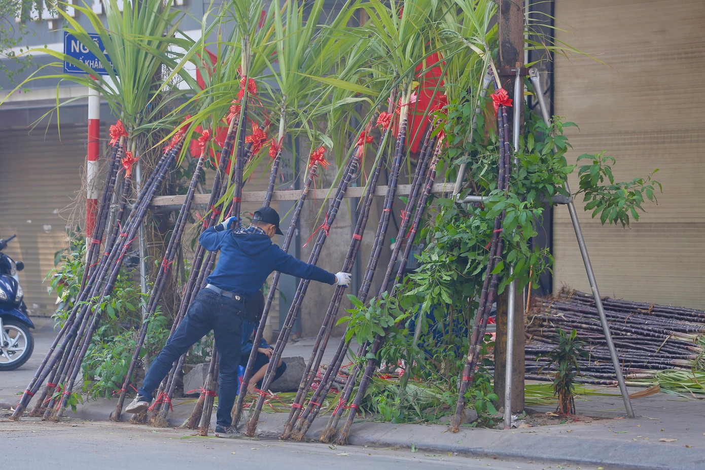 Đây cũng là dịp hốt bạc cho các tiểu thương.